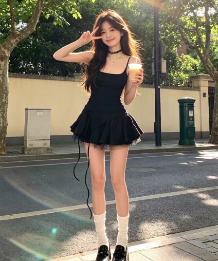 프랑스식 ins 고급 센스 슬림해 보이는 작은 검은 드레스 품격 그는 벤리안 드레스 디스플레이 다리 길이 꽃밭 치마 퍼프 스커트