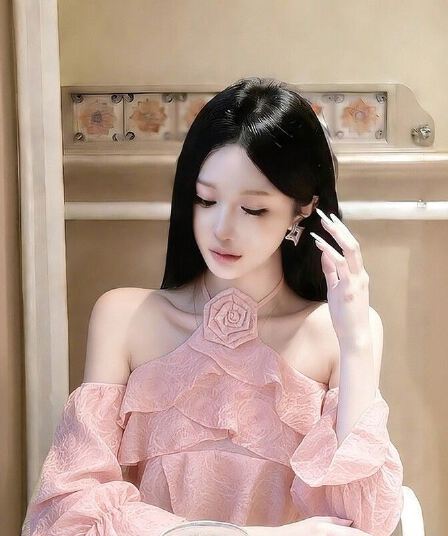 이른 봄 쉬폰 오프숄더 나팔 소매 긴팔 맨위 여성 디자인 센스 외국 가스 핫걸 행침 목 프릴 쇼트 스타일 셔츠