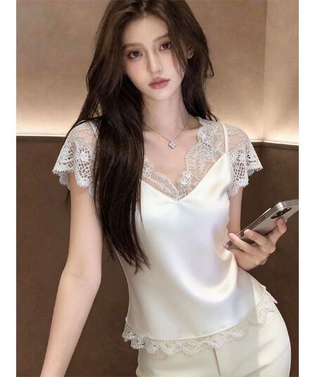 빛 럭셔리 여름 레이스 조각 새틴 반팔 티셔츠 조끼 화이트 페이크 레이어드 디자인 센스 품격 연령 감소 맨위
