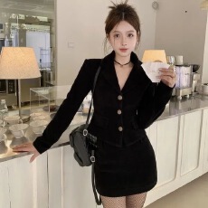 批发小香风套装黑色西装外套女秋<b class='q'>冬</b>季韩剧穿搭一整套短款包臀裙两件套