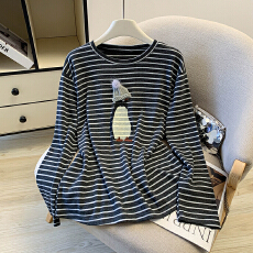 批发实拍灰色条纹圆领长袖T恤女春秋2026春季新款宽松体恤外穿<b class='q'>上衣</b>