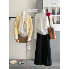 批发韩系宽松设计款气质拼接花边蕾丝衫钩花镂空<b class='q'>长袖</b>甜美内搭打底衫女