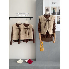 批发韩系甜美碎花打底衫套装女秋<b class='q'>冬</b>季蝴蝶结撞色毛绒绒马甲外套两件套