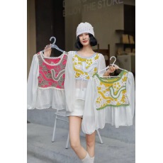 批发新款法式镂空<b class='q'>钩花</b>拼接短款<b class='q'>雪纺</b>衫女设计感复古气质圆领显瘦<b class='q'>上衣</b>潮