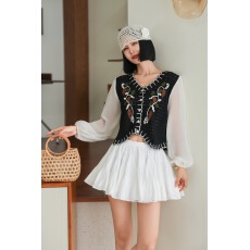 批发新款法式镂空<b class='q'>钩花</b>拼接短款<b class='q'>雪纺</b>衫女设计感复古气质V领显瘦<b class='q'>上衣</b>潮