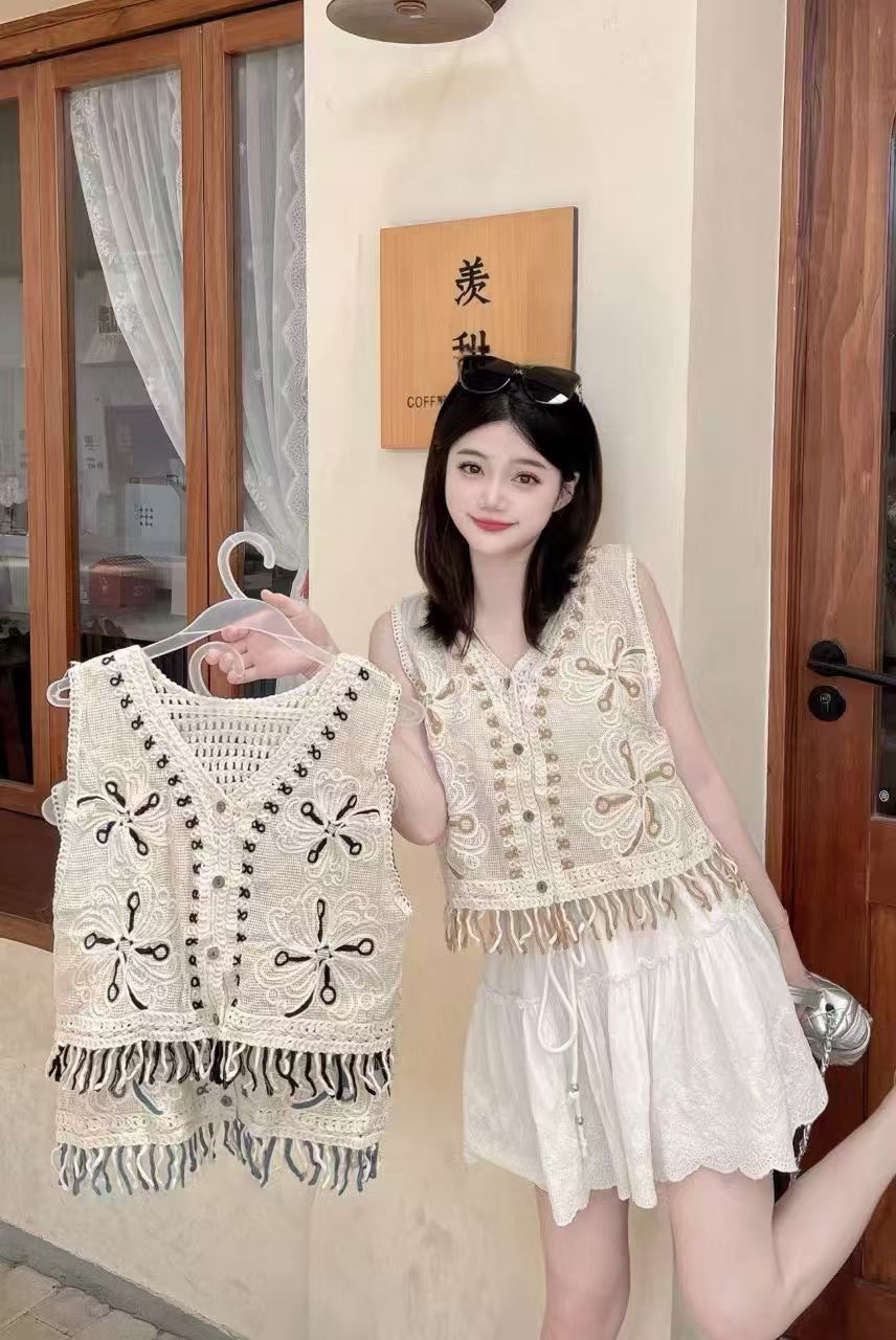 2026 봄 여름 새로운 순면 패치워크 색상 술 외부 가져 가라. 자수 홀로우 아웃 조끼 여성 훅 제직 민소매 어깨 베스트