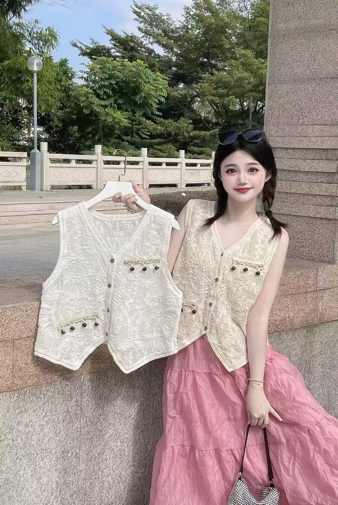 2026 봄 여름 새로운 순면 외부 가져 가라. 자수 홀로우 아웃 조끼 여성 훅 제직 민소매 어깨 품격 디자인 센스 베스트