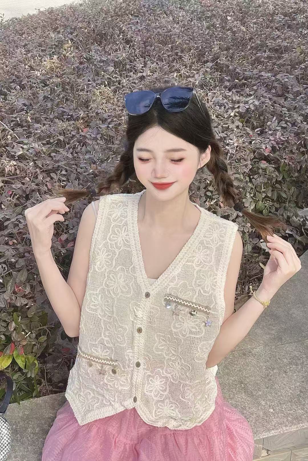 2026 봄 여름 새로운 순면 외부 가져 가라. 자수 홀로우 아웃 조끼 여성 훅 제직 민소매 어깨 품격 디자인 센스 베스트