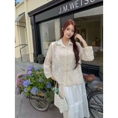 批发新款法式蕾丝镂空刺绣<b class='q'>衬衫</b>女夏季森系文艺防晒开衫长袖上衣