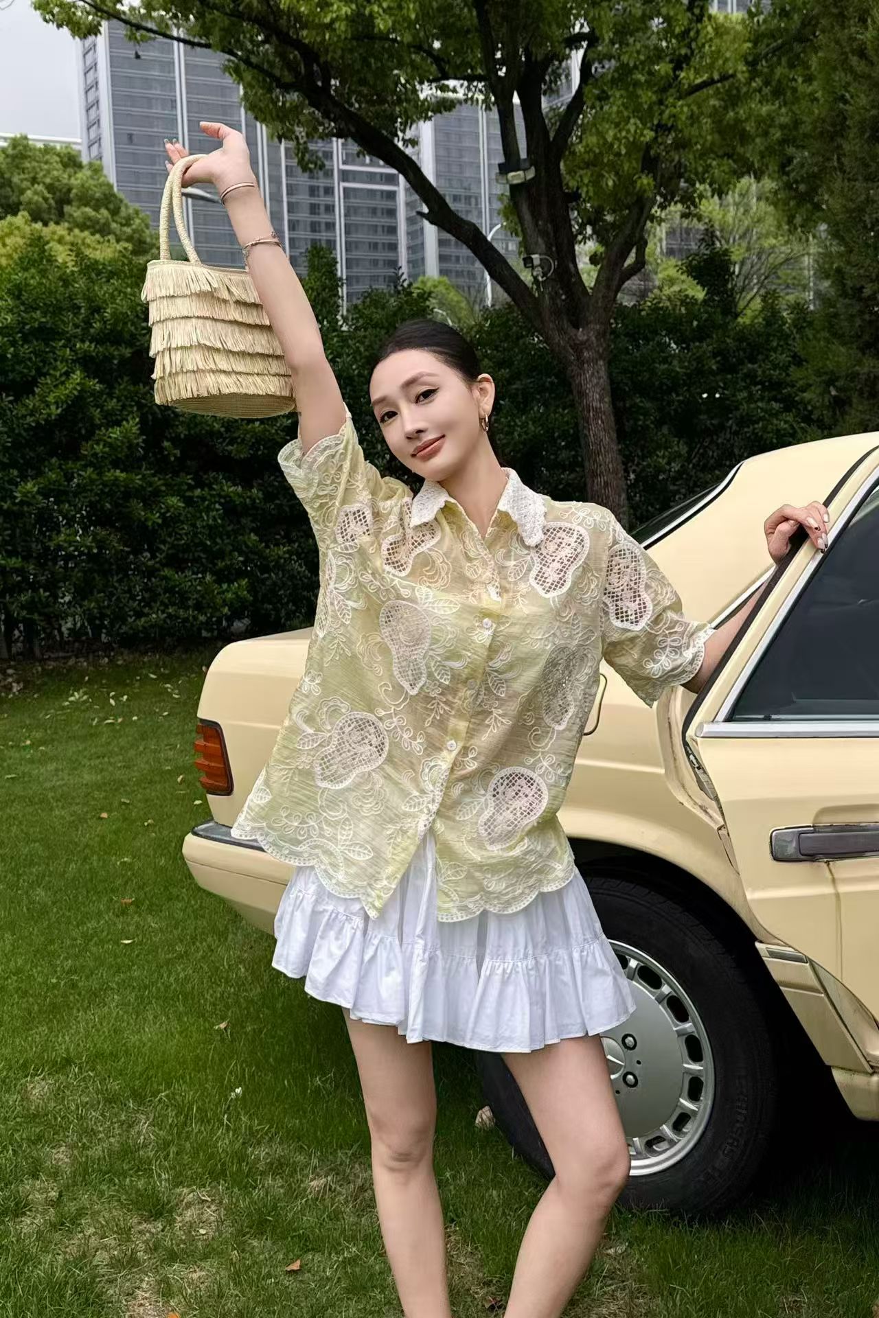 새로운 아름다운 자수 자수 자수 자수 레트로 루즈핏 반팔 셔츠 여름 드레스