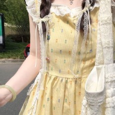 批发多巴胺初恋<b class='q'>清仓</b>爆款可爱遮肚子日系小个子年轻紧身ins长款<b class='q'>连衣裙</b>