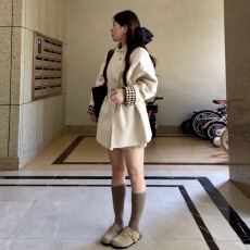 批发韩系高级感白色立领风衣外套女早秋2025新款小个子中长款气质大衣