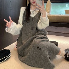 小众设计感宽松背带连衣裙女早秋新款蕾丝拼接长袖针织衫时尚套装