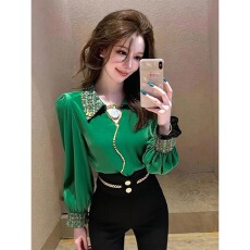 批发冬季轻奢高级感洋气减龄上衣巨好看<b class='q'>轻熟</b>小众设计绿色翻领丝绒衬衫