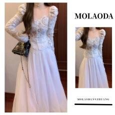 批发2025超火春装<b class='q'>套装</b>气质<b class='q'>名媛</b>温柔显瘦减龄蕾丝上衣网纱半身裙两件套