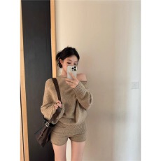 批发针织衫慵懒斜肩套装针织长袖毛衣露肩上衣宽松短裤高腰直筒两件套