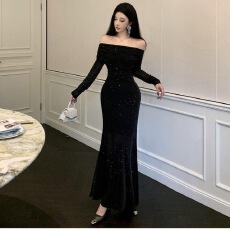 批发新款时尚御姐高级感闪闪<b class='q'>一字肩</b>纯色纯欲辣妹黑色性感包臀<b class='q'>连衣裙</b>女