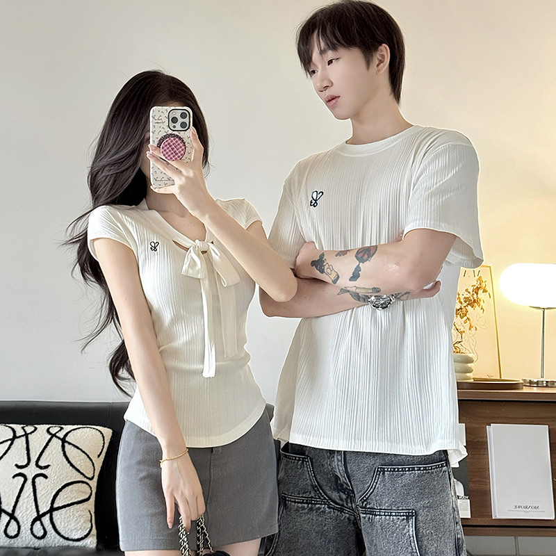 실사 커플룩 나비 매듭 반팔 티셔츠 여성 몸매 가꾸기 슬림해 보이는 디자인 센스 레이스업 맨위 미니 스커트