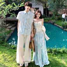 批发实拍海边度假风套装碎花半身裙两件套情侣装