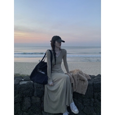 批发实拍蕾丝拼接内搭<b class='q'>长袖</b>连衣裙女秋冬修身长裙