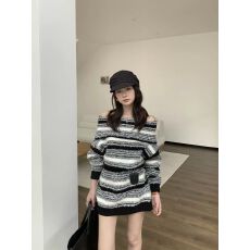 批发2025慵懒风一字肩条纹针织<b class='q'>中长款</b>毛衣秋冬季法式气质包臀裙+腰带