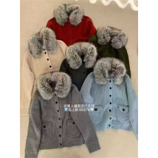 批发<b class='q'>欧洲站</b>2025冬季<b class='q'>新款</b>大毛领翻领针织开衫女绵羊毛双口袋毛衣外套女