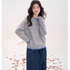 批发韩系温柔风撞色慵懒感毛衣女秋冬微胖mm<b class='q'>大码</b>减龄百搭圆领软糯上衣