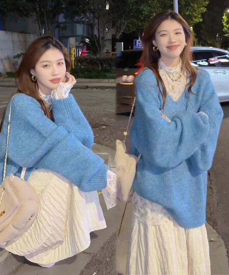 자이언트 잘 생긴 ~ 중 가을 의상 전체 집합 한 부서 부드러운 바람 꽃무늬 기본 셔츠 V넥 니트 스웨터 반신 치마 세트