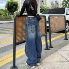 批发大码弯刀阔腿牛仔裤女<b class='q'>秋</b>冬2025新款梨型身材胖mm显瘦宽松直筒裤子
