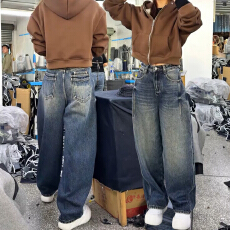 批发大码加绒阔腿<b class='q'>牛仔裤</b><b class='q'>女</b>秋冬季加厚<b class='q'>直筒</b>裤胖mm显瘦梨型身材弯刀裤子