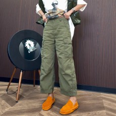 批发军绿色工装牛仔裤女春夏2026新款大码胖mm显瘦<b class='q'>九分</b>休闲直筒阔腿裤