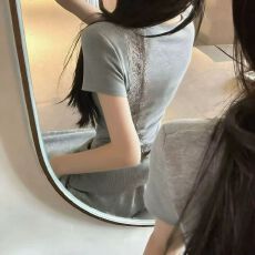 批发十三行2026新款韩版时尚U领带胸垫后背蕾丝拼接修身显瘦短袖<b class='q'>T</b><b class='q'>恤</b>女