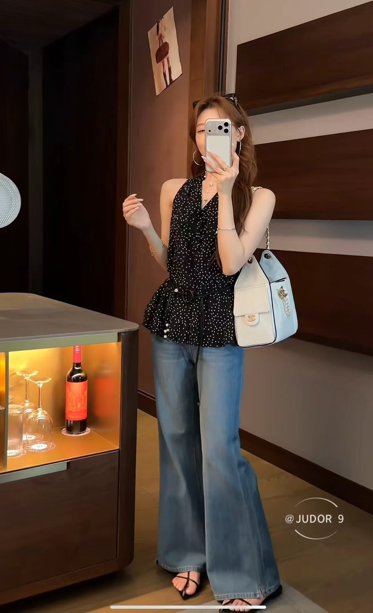 2026 여름 한국 스타일 다용도 캐주얼 레트로 V넥 쉬폰 허리 수축 민소매 작은 셔츠 품격 슬림해 보이는 맨위 여성