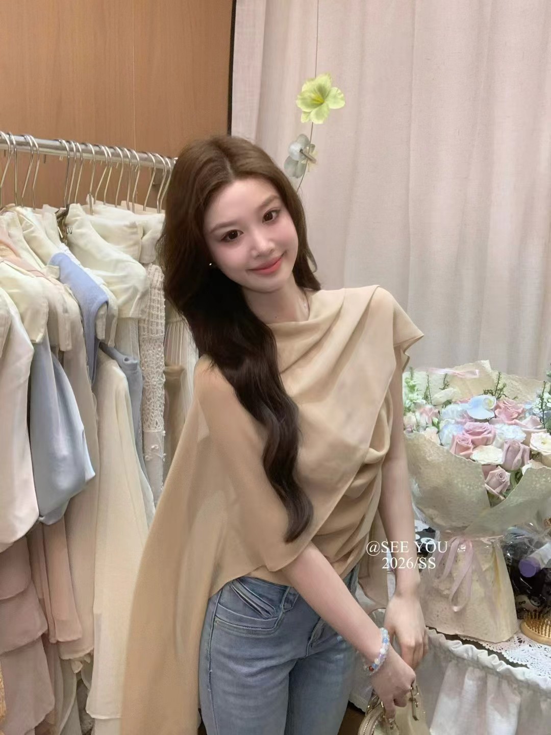 열세 개 여성 의류 26 년 여름 켜기 새로운 프랑스식 품격 작은 여자 흔들다 칼라 리본 슬림해 보이는 작은 셔츠 맨위