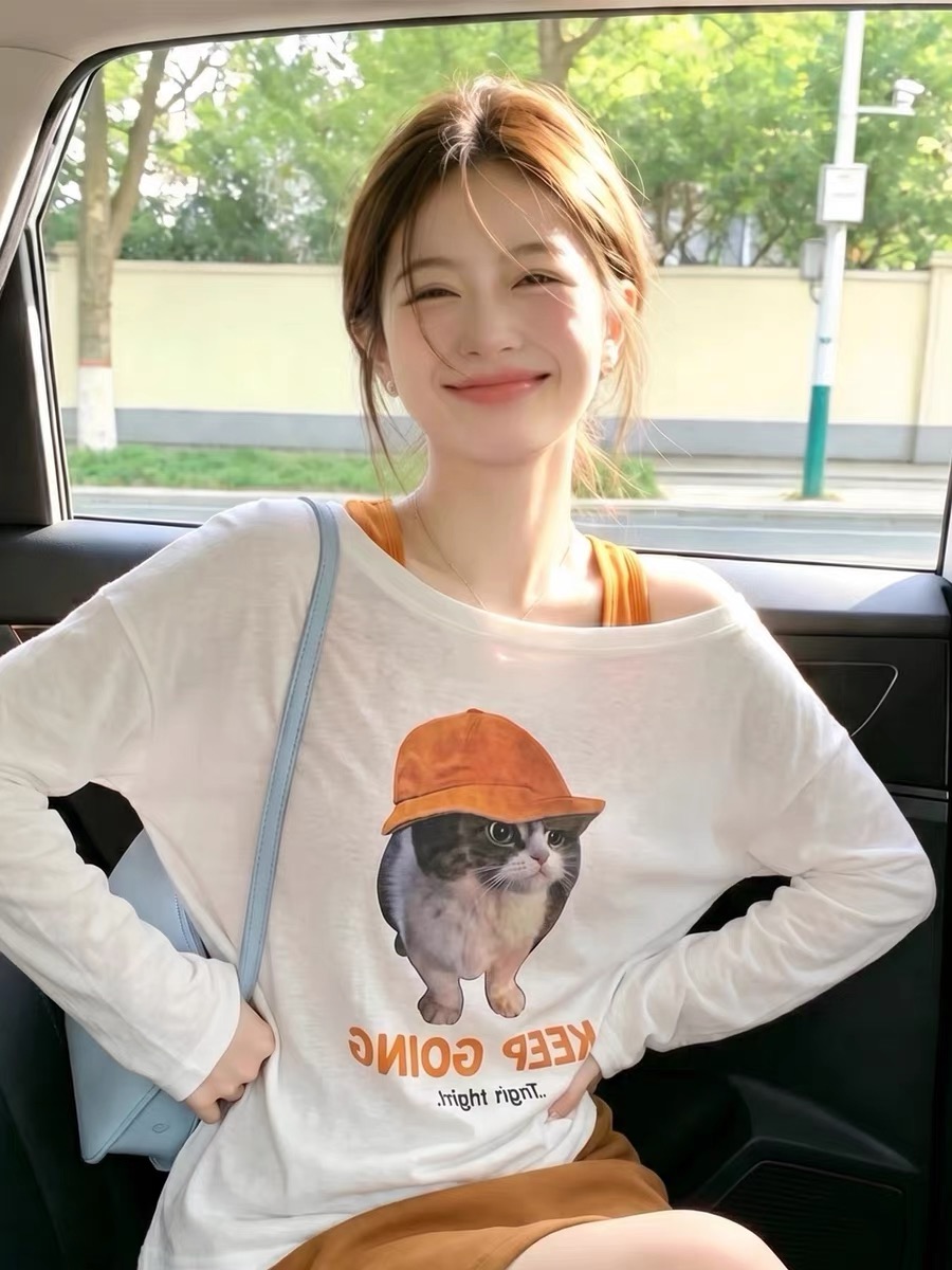 2026 여름 새로운 프린트 고양이 비스듬한 어깨 긴팔 자외선 차단 티셔츠 인사이드 가져 가라. 조끼 패션 외국 가스 두 조각 여성 세트