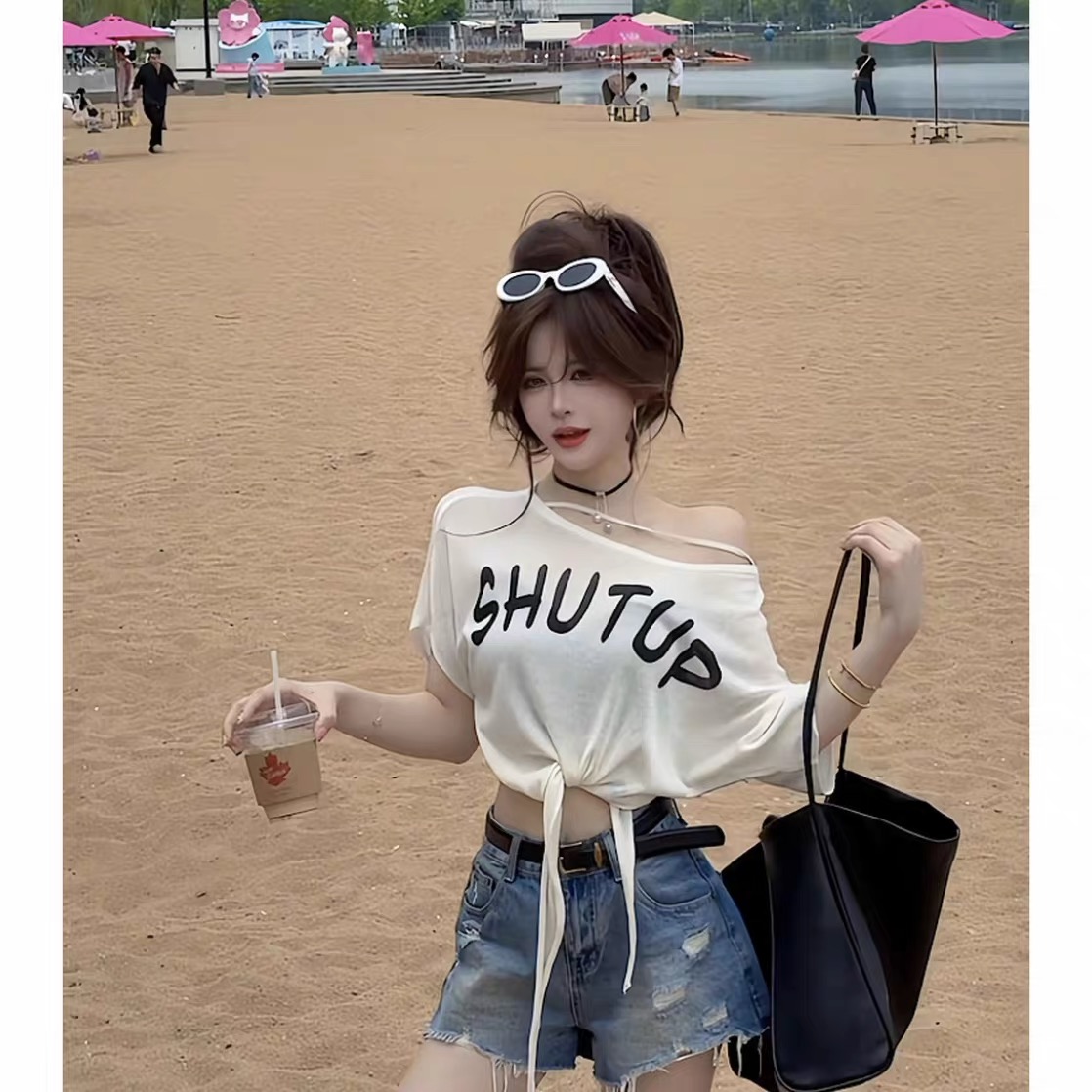올해 인기 ~ 중 폭발 여성 의류 여름 2026 새로운 비스듬한 칼라 외국 가스 티셔츠 고유 한 아름다운 그레이트 봐. 의류
