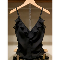 批发深圳南油女装~吊带背心2026新款百搭荷叶边V领打底衫黑色上衣