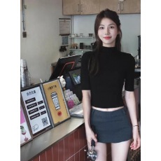 批发黑色正肩中袖<b class='q'>T</b><b class='q'>恤</b>女秋季紧身五分袖内搭显瘦修身半高领打底衫上衣