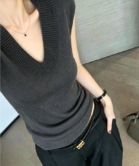 한 부서 오래된 돈 바람 품격 V넥 니트 티셔츠 여성 여름 얼음 실크 높음 지혜 센스 몸매 가꾸기 슬림해 보이는 긍정적 인 어깨 풀오버 맨위