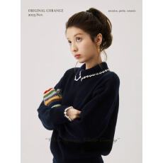 批发克制俏皮小男孩风 精致<b class='q'>手工</b>钩花 全羊毛翻立领套头<b class='q'>毛衣</b>