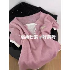 批发韩系显白南瓜橘撞色短袖V领小马刺绣<b class='q'>假两件</b><b class='q'>针织衫</b>上衣