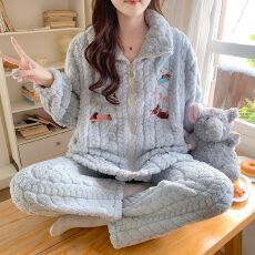 批发新款孕妇睡衣套头<b class='q'>秋</b>冬季海岛绒压花月子服加厚加绒哺乳套装