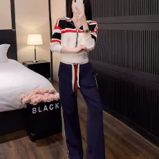 批发时尚<b class='q'>韩版</b>高级感套<b class='q'>装</b>女秋冬新款显瘦运动卫衣阔腿<b class='q'>裤</b><b class='q'>两件套</b>