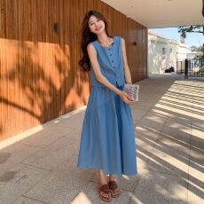 批发两件套 夏季新款法式高级气质优雅高腰无袖背心上衣半身裙<b class='q'>套装</b>女