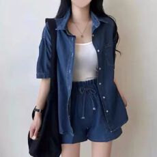 批发高级感仿牛仔套装女夏季宽松休闲<b class='q'>运动</b>服短袖<b class='q'>衬衫</b>短裤两件套小个子