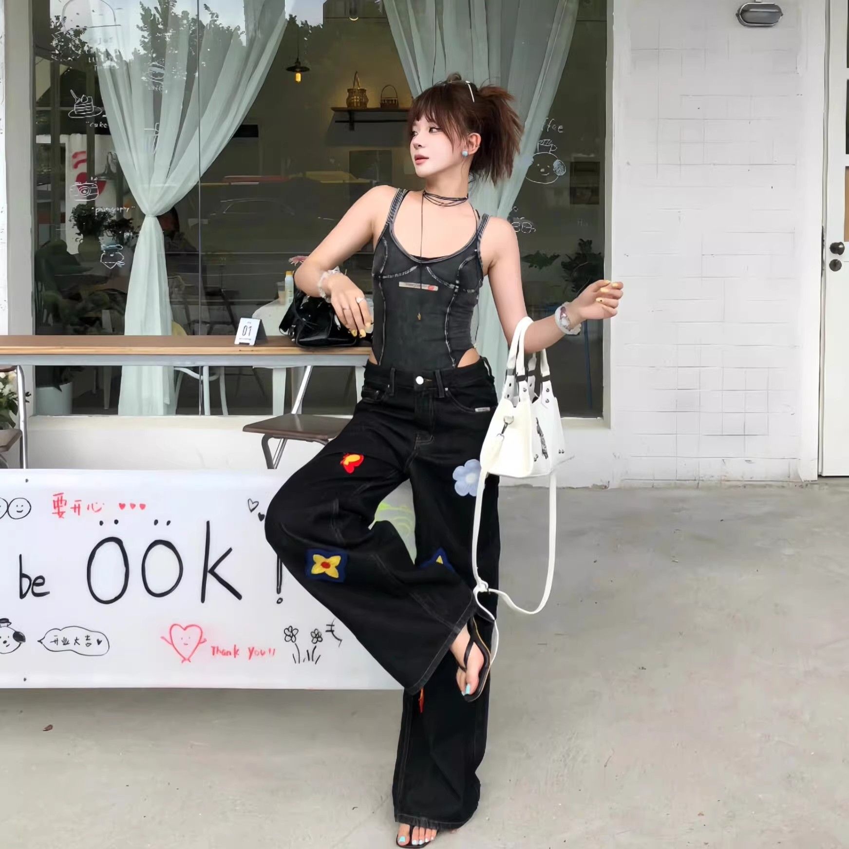 좋은 품질 꽃무늬 꽃잎 데이지 자수 원색 청바지 스트레이트 루즈핏 여름 남녀 같은 단락 와이드 레그 팬츠 어린이