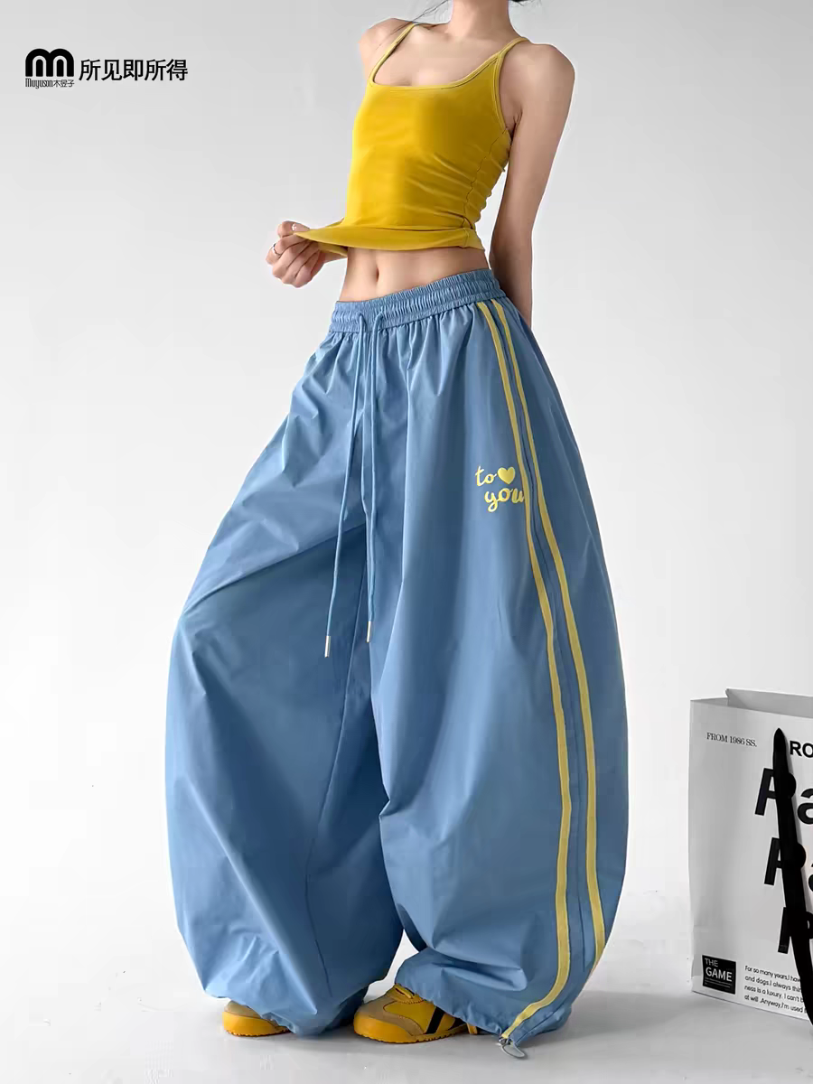 잘 생긴 파란색 와이드 레깅스 바지 2026 여름 드레스 새로운 슈퍼 화재 루즈핏 캐주얼 운동 바지 정통 학생 스트레이트 팬츠
