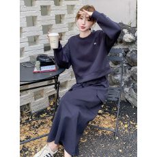 批发韩里韩气穿搭休闲卫衣套装裙女2025春季新款工装高腰半身裙两件套