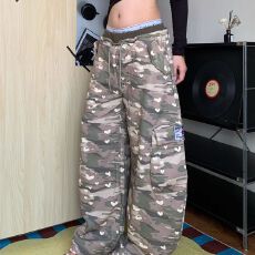 批发美式复古街头爱心迷彩阔腿大口袋男女百搭工装卫裤休闲宽松运动裤