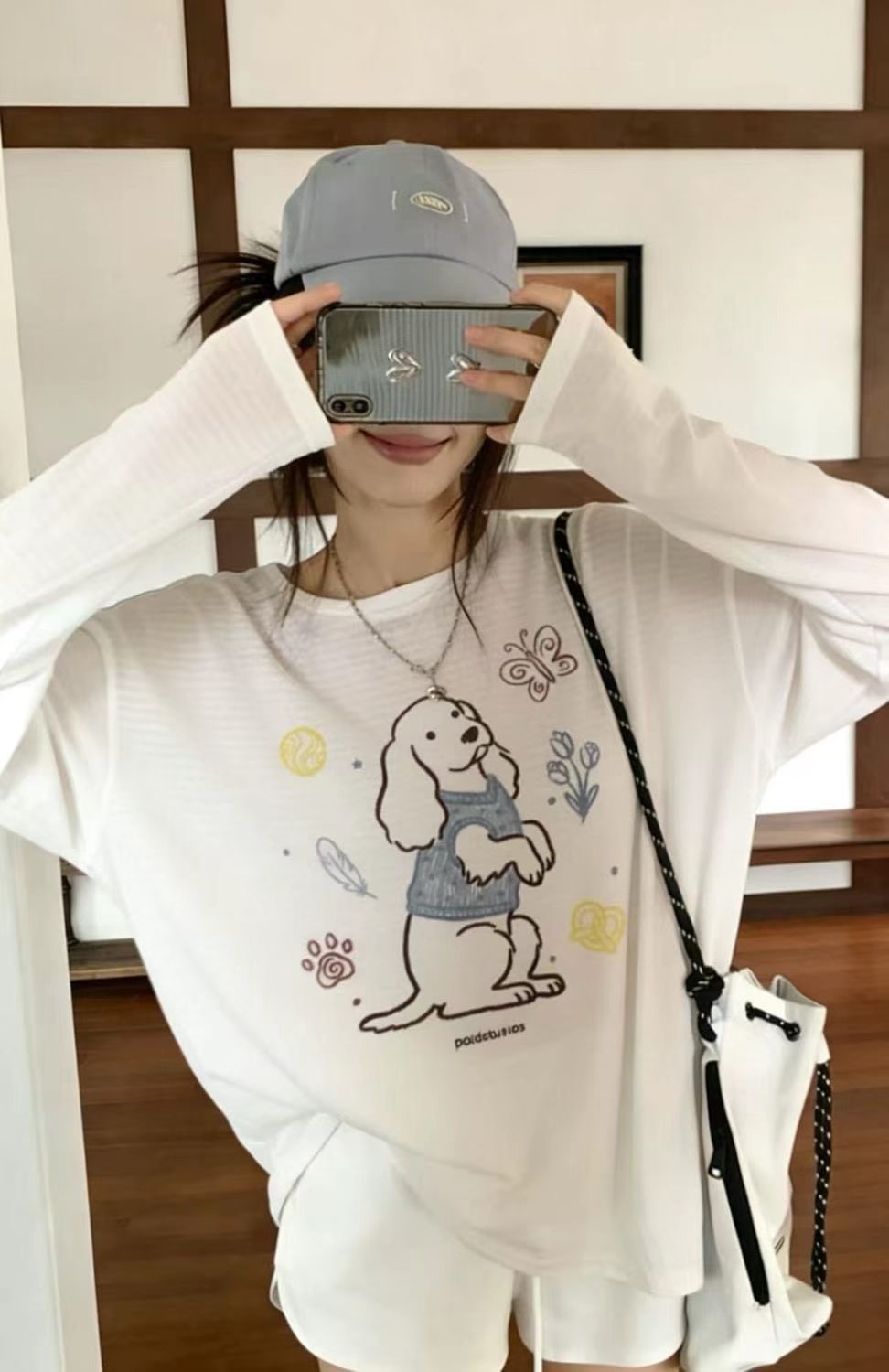 자외선 차단 블라우스 여성 여름 얇은 스타일 2026 년 새로운 루즈핏 프린트 화이트 긴팔 티셔츠 맨위